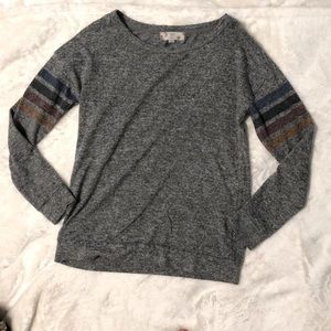 Grey sweatshirt from Hippie Rose